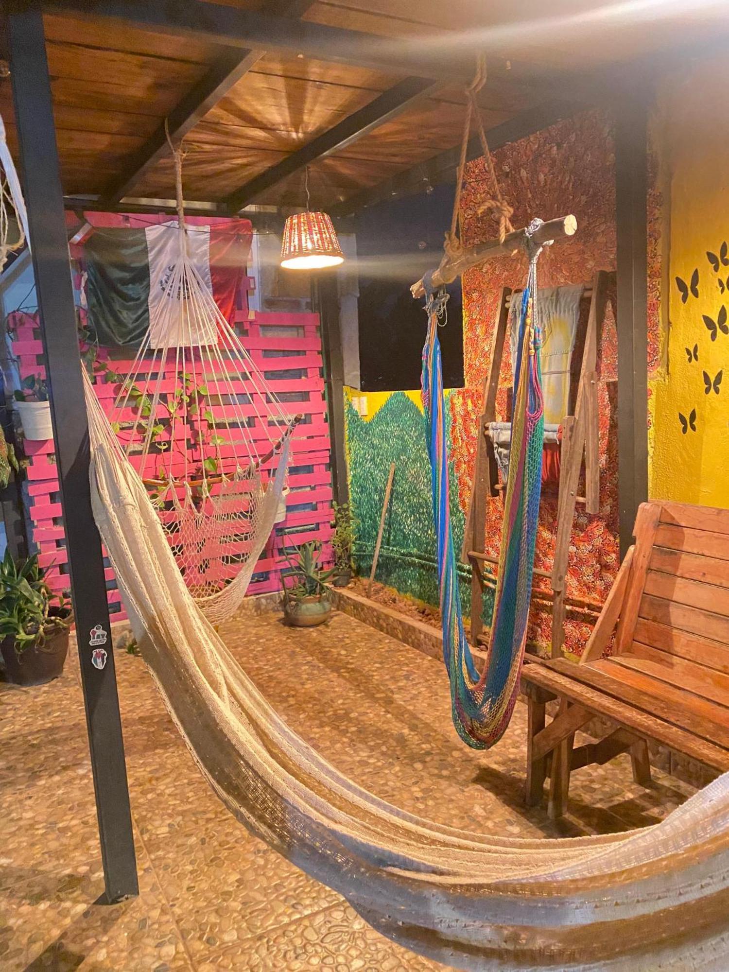 Hostal El Alebrije Valle de Bravo Luaran gambar